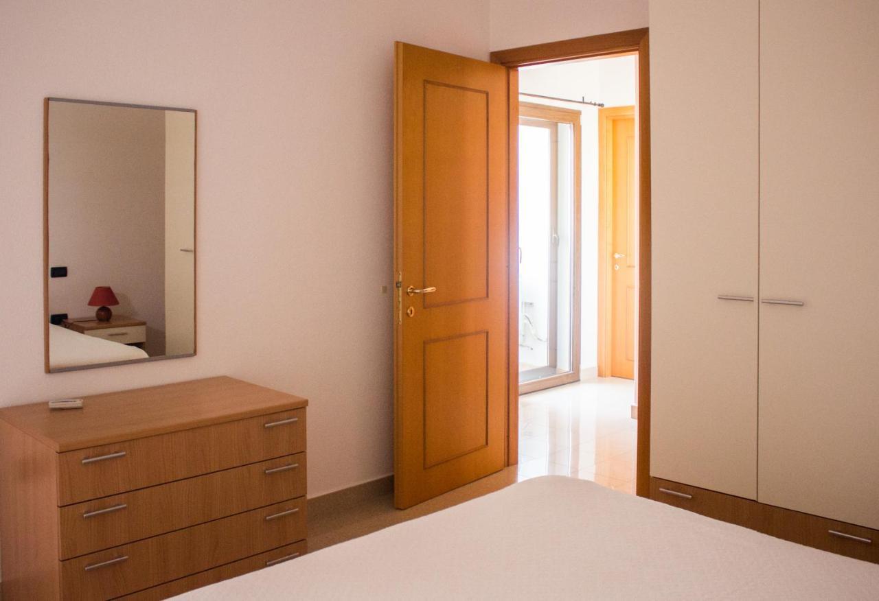 Residenze Branca III Seaview Daire Orosei Dış mekan fotoğraf